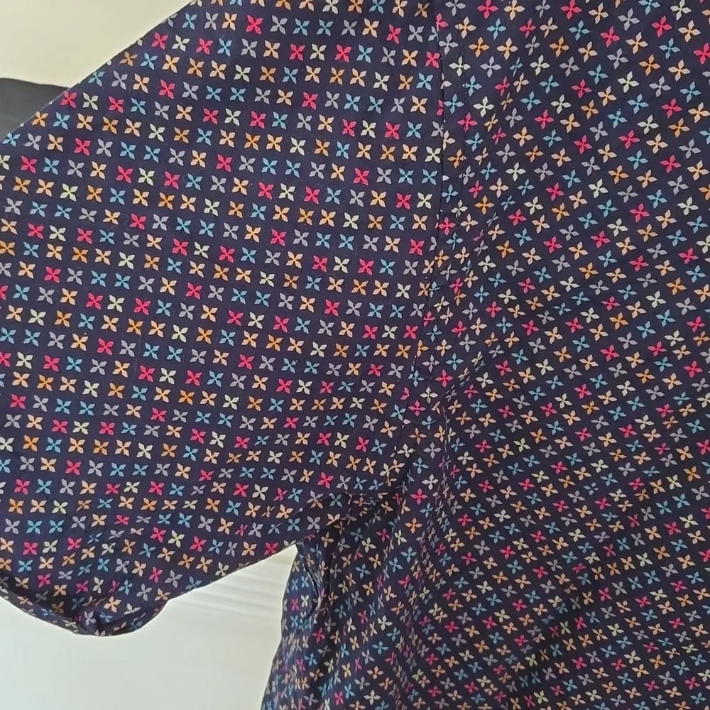 LON NYC Multicolor Short Sleeve Shirt - Picture 2 of 9